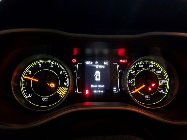 2017 JEEP CHEROKEE SPORT 4X4