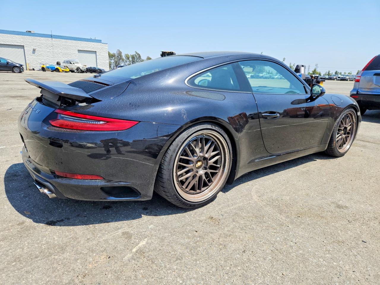 2017 PORSCHE 911