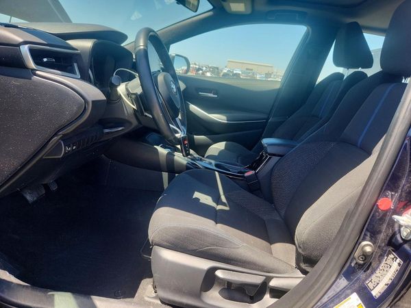 2020 TOYOTA COROLLA SE, CVT, w/Premium pkg