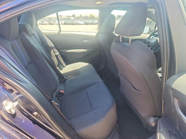 2020 TOYOTA COROLLA SE, CVT, w/Premium pkg