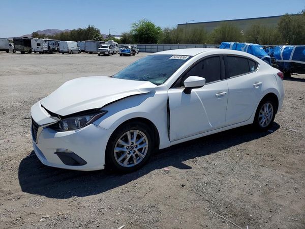 2016 MAZDA 3 Sport/GX — Front 3/4