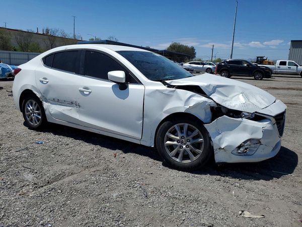 2016 MAZDA 3 Sport/GX — Passenger 3/4