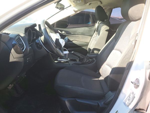 2016 MAZDA 3 Sport/GX — DENT