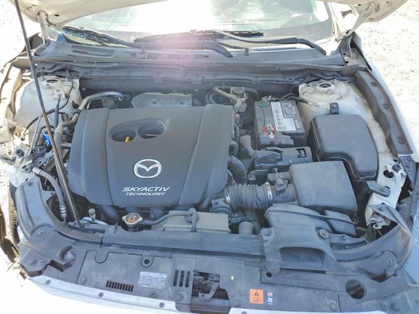 2016 MAZDA 3 Sport/GX — Engine bay