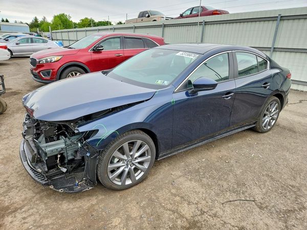 2025 MAZDA 3 Preferred Package