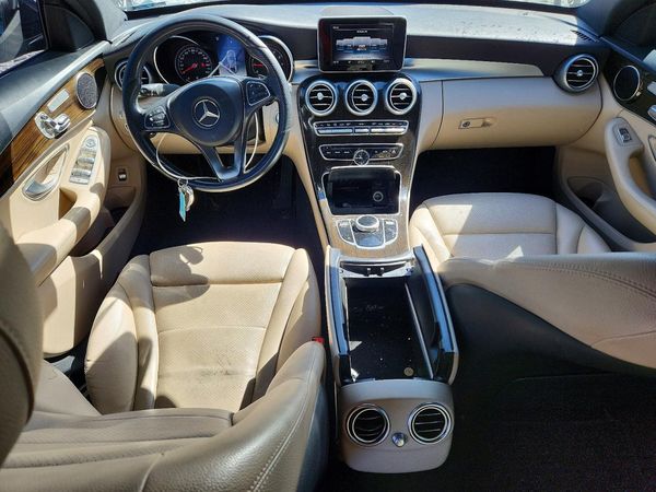 2018 MERCEDES-BENZ C C300d-4M
