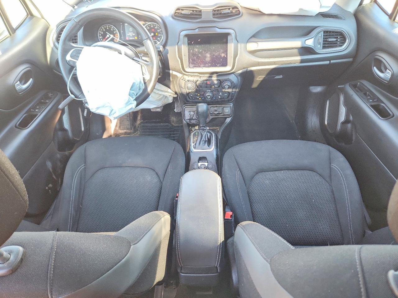 2023 JEEP RENEGADE LATITUDE 4X4
