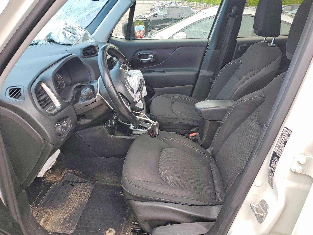 2023 JEEP RENEGADE LATITUDE 4X4
