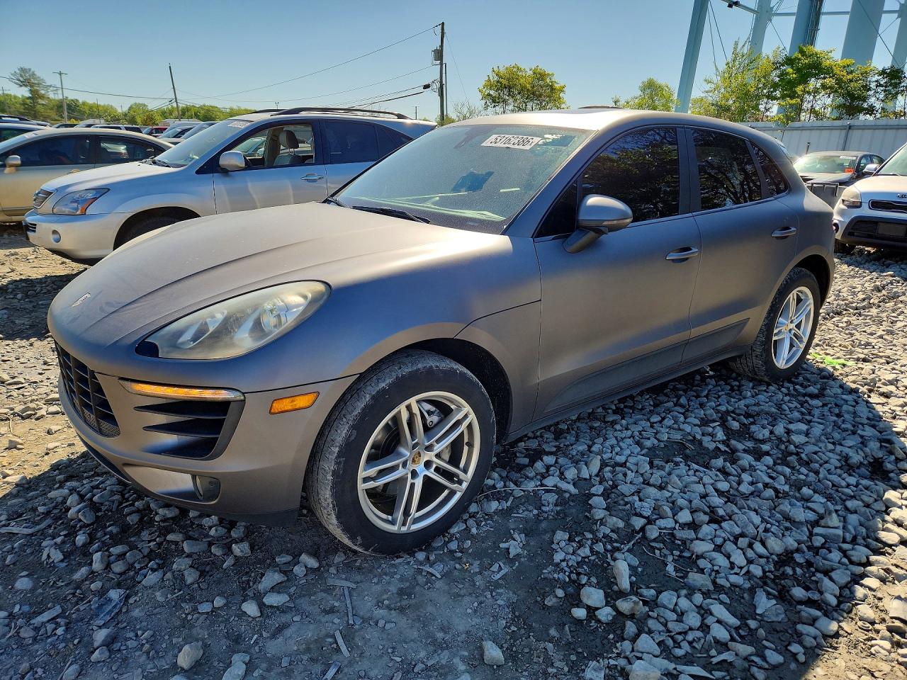 2015 PORSCHE MACAN