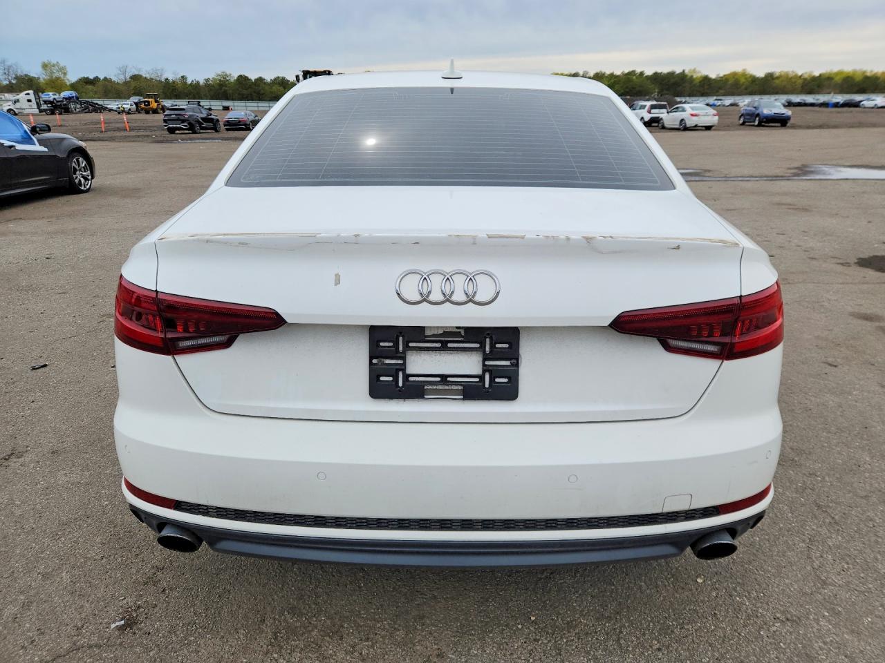 2018 AUDI A4