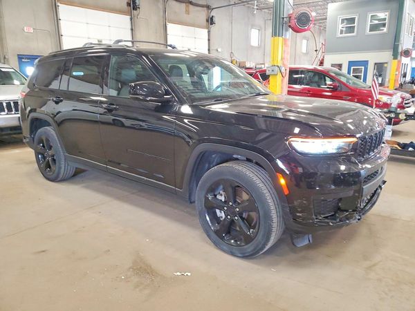 2023 JEEP GRAND CHEROKEE Laredo, Altitude