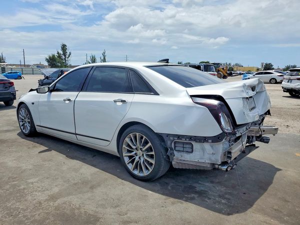 2016 CADILLAC CT6 Luxury