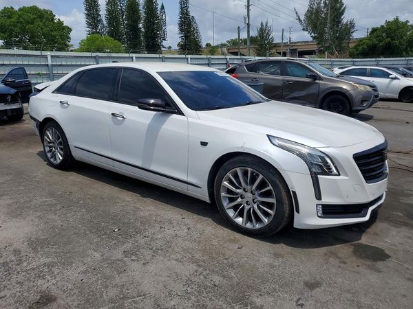 2016 CADILLAC CT6 Luxury