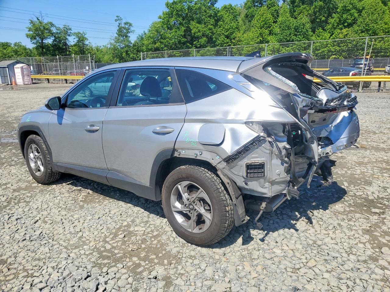 2022 HYUNDAI TUCSON SE
