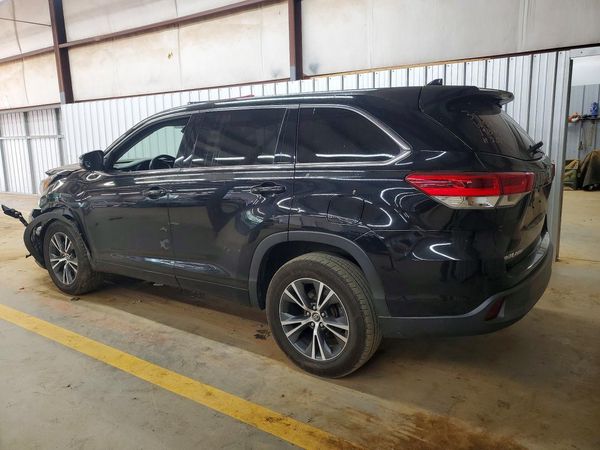 2017 TOYOTA HIGHLANDER