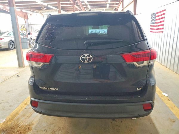 2017 TOYOTA HIGHLANDER