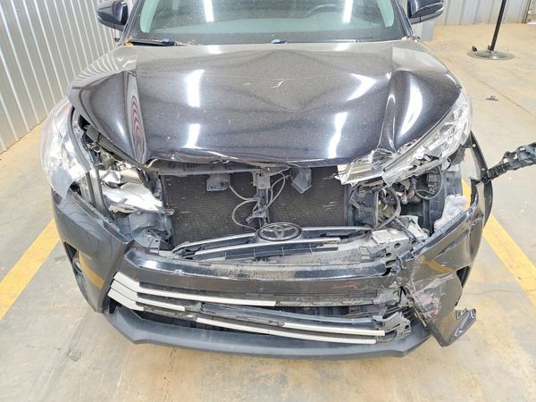 2017 TOYOTA HIGHLANDER