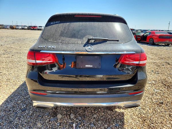 2019 MERCEDES-BENZ GLC GLC300