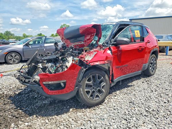 2018 JEEP COMPASS Trailhawk
