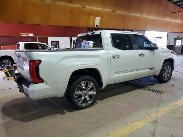 2025 TOYOTA TUNDRA Capstone
