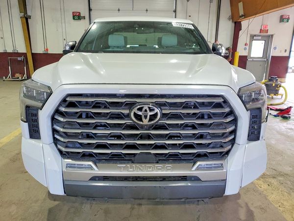 2025 TOYOTA TUNDRA Capstone