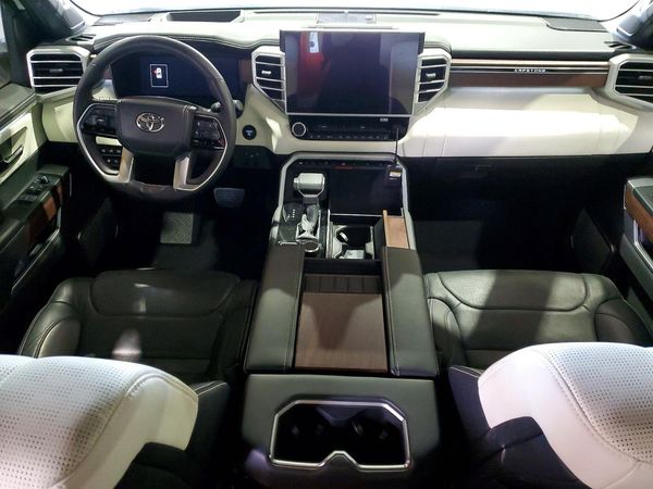 2025 TOYOTA TUNDRA Capstone