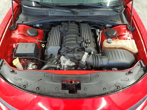 2019 DODGE CHARGER Scat Pack — Engine bay