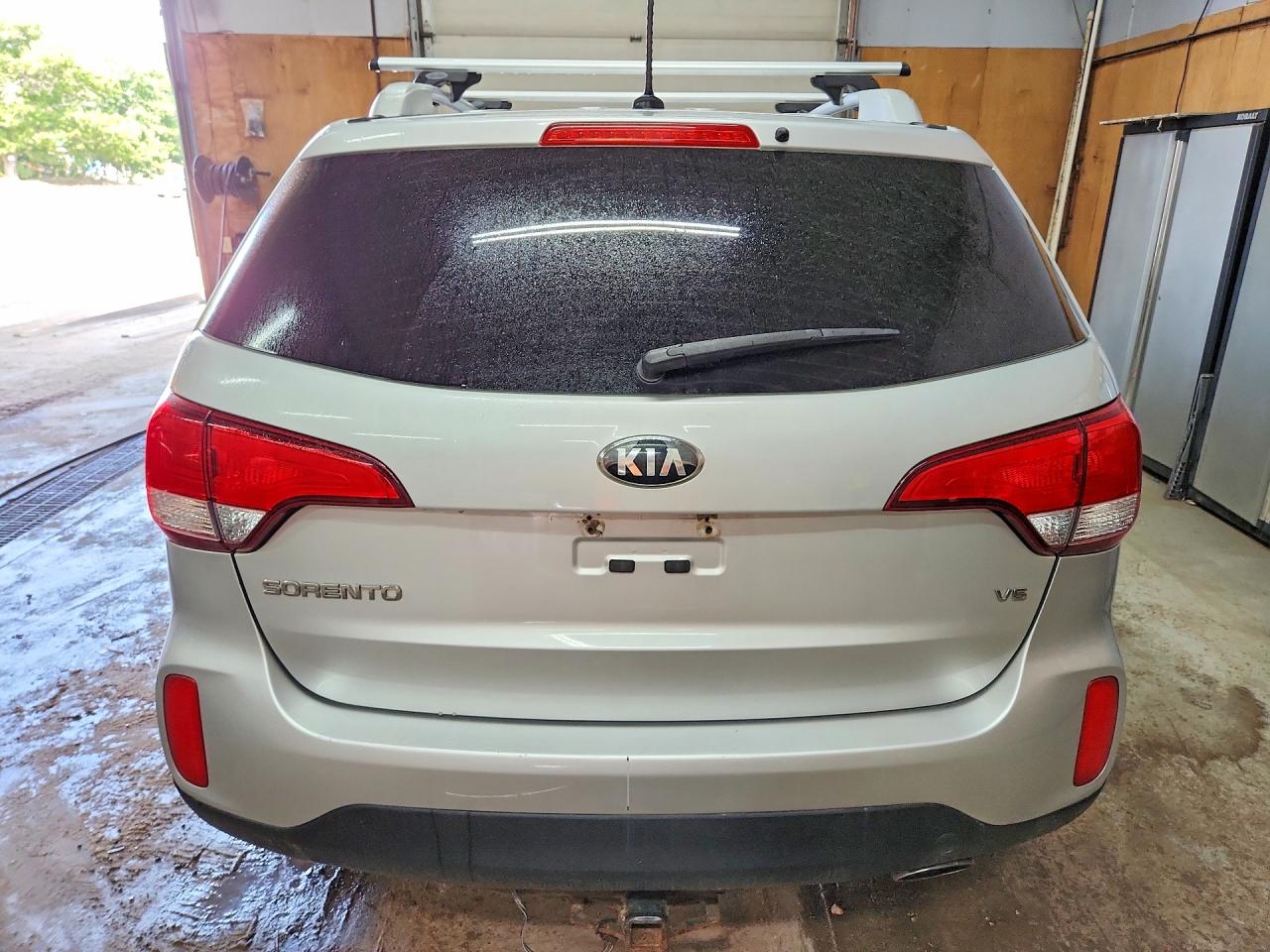 2015 KIA SORENTO GL