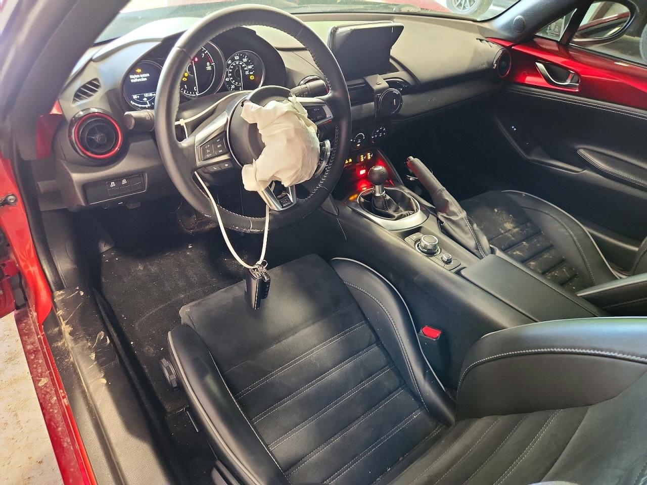 2023 MAZDA MX-5 MIATA Club