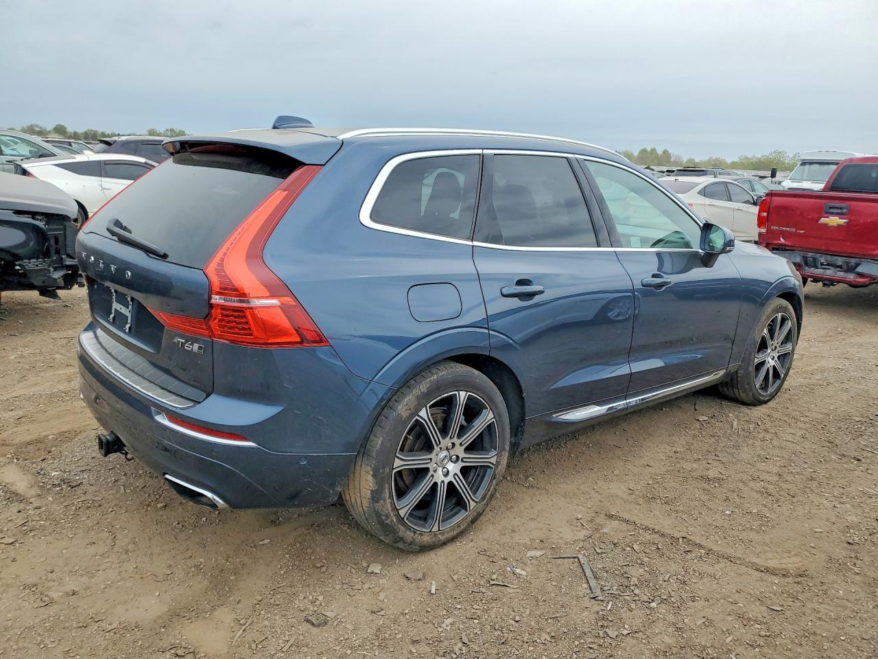 2019 VOLVO XC60 Inscription