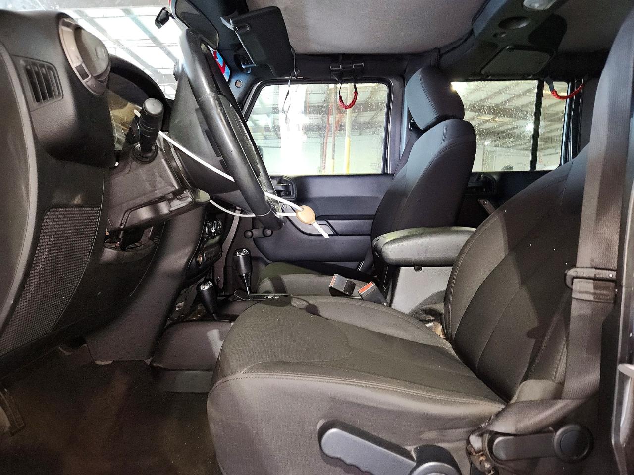 2017 JEEP WRANGLER UNLIMITED SPORT 4X4