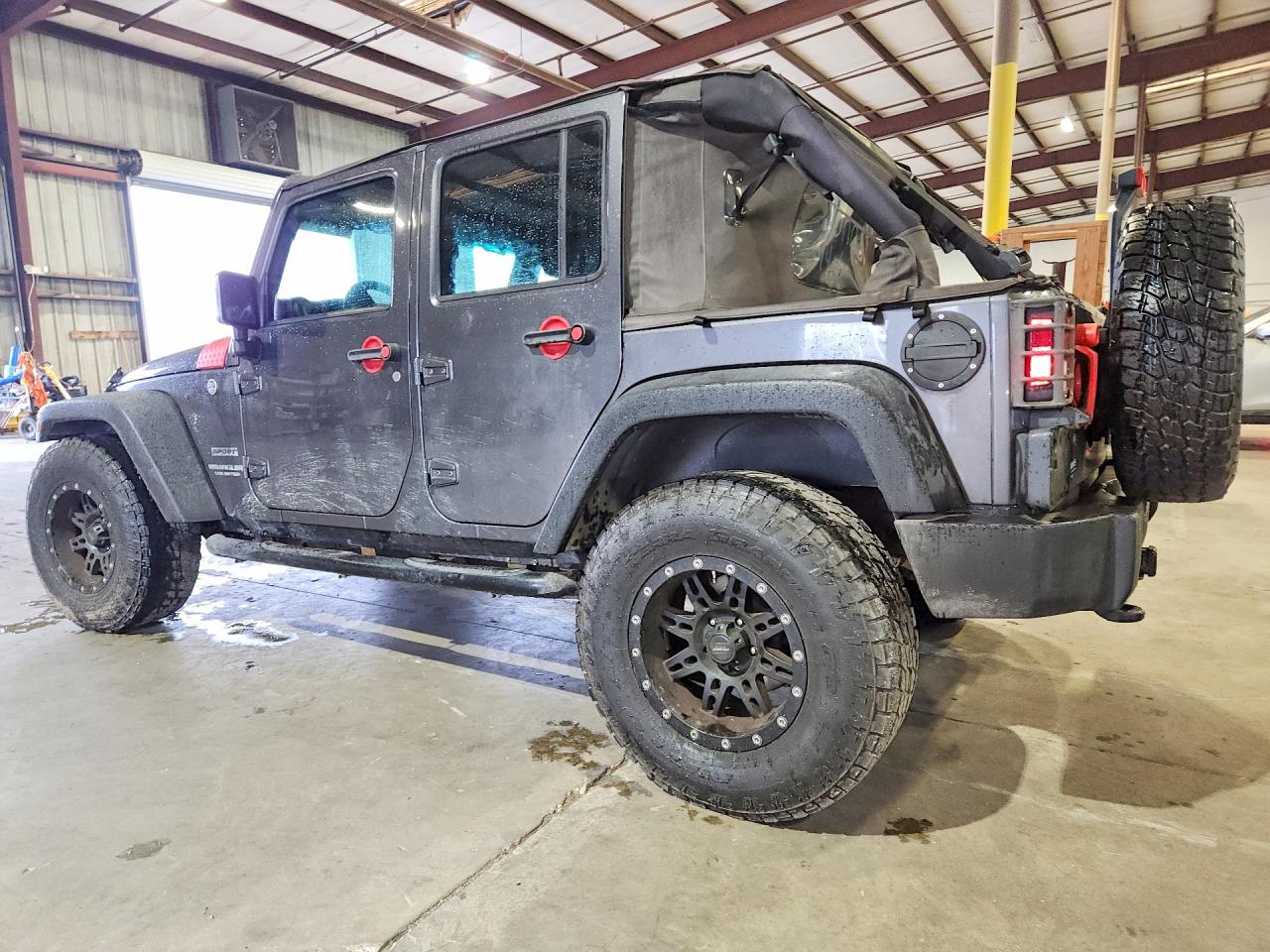 2017 JEEP WRANGLER UNLIMITED SPORT 4X4
