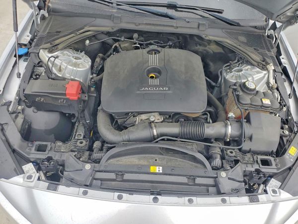 2017 JAGUAR XE Premium