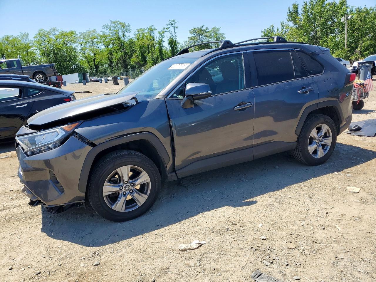 2021 TOYOTA RAV4 XLE