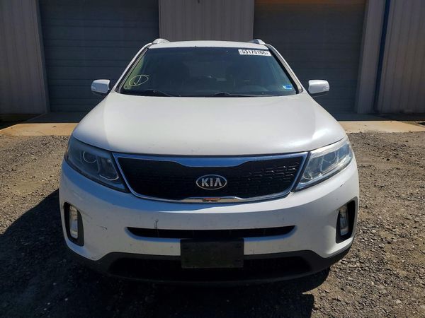 2014 KIA SORENTO Base/ LX