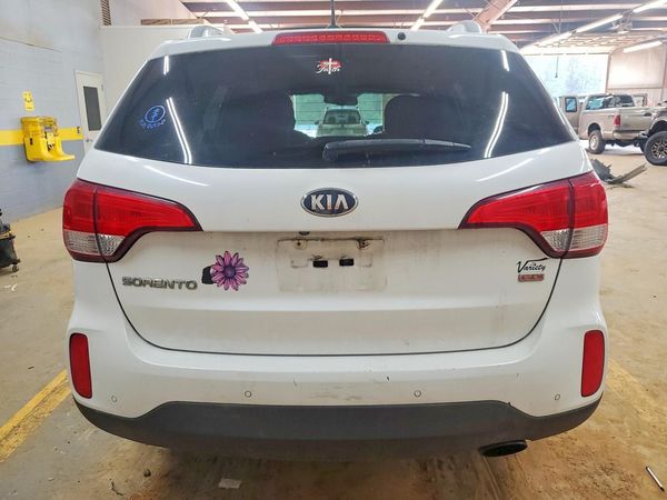 2014 KIA SORENTO Base/ LX
