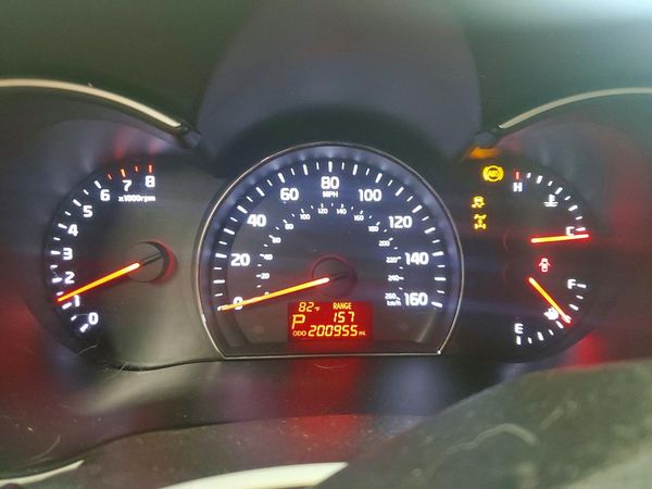 2014 KIA SORENTO Base/ LX