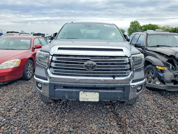 2018 TOYOTA TUNDRA Limited