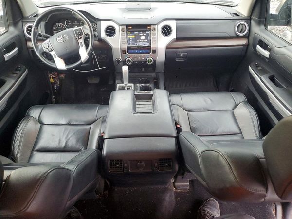 2018 TOYOTA TUNDRA Limited
