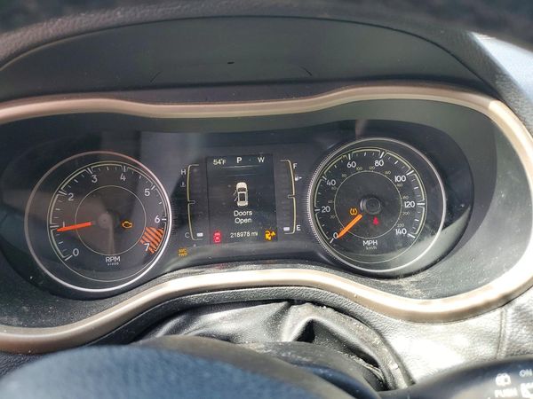 2015 JEEP CHEROKEE SPORT 4X4