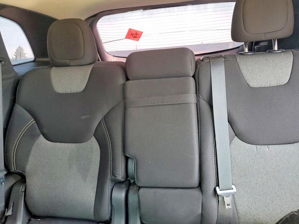 2015 JEEP CHEROKEE SPORT 4X4