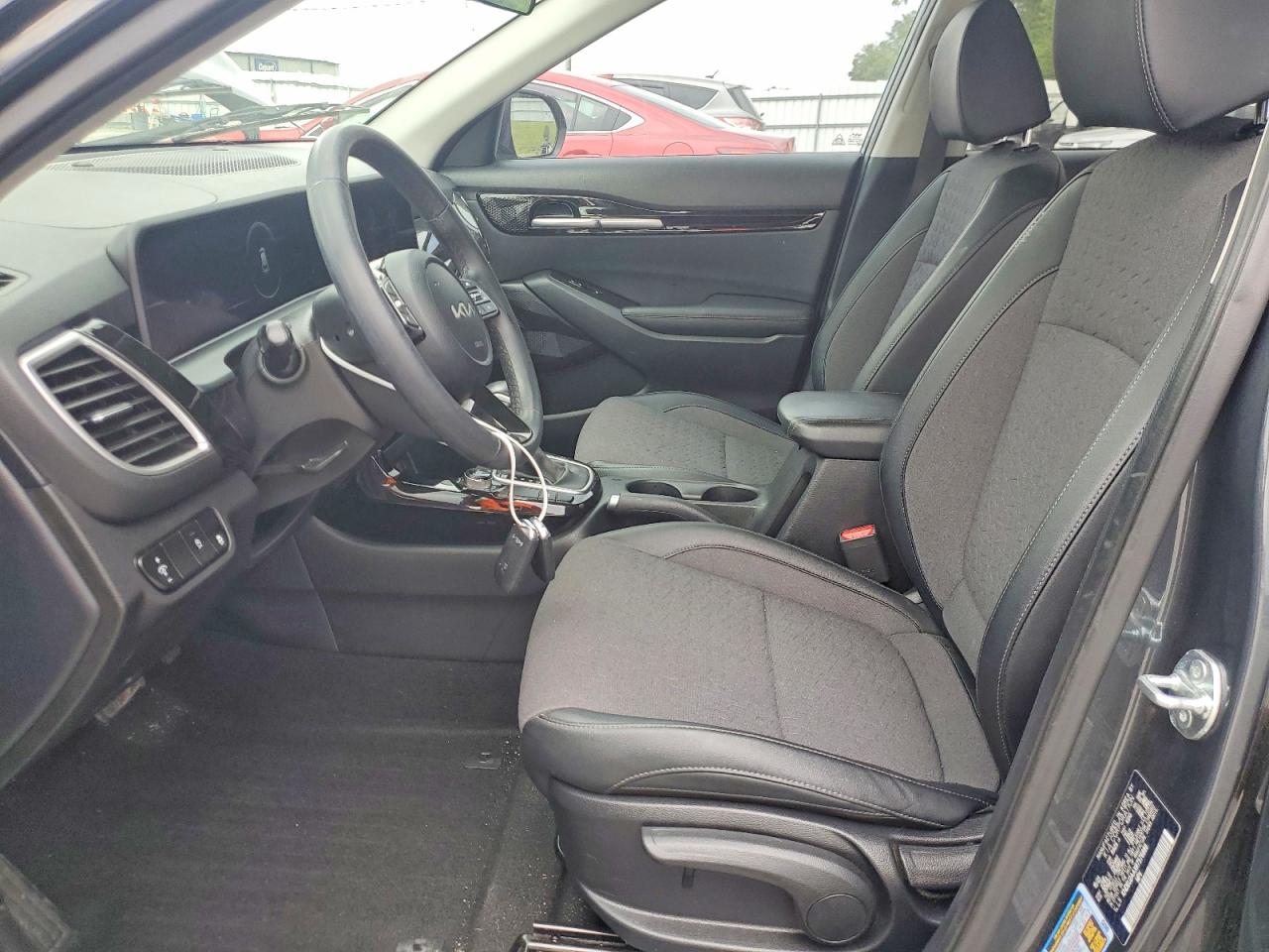 2024 KIA SELTOS S, X-Line
