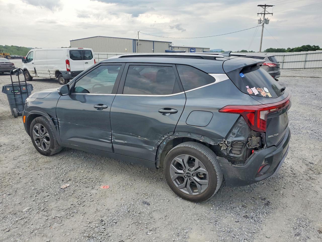 2024 KIA SELTOS S, X-Line
