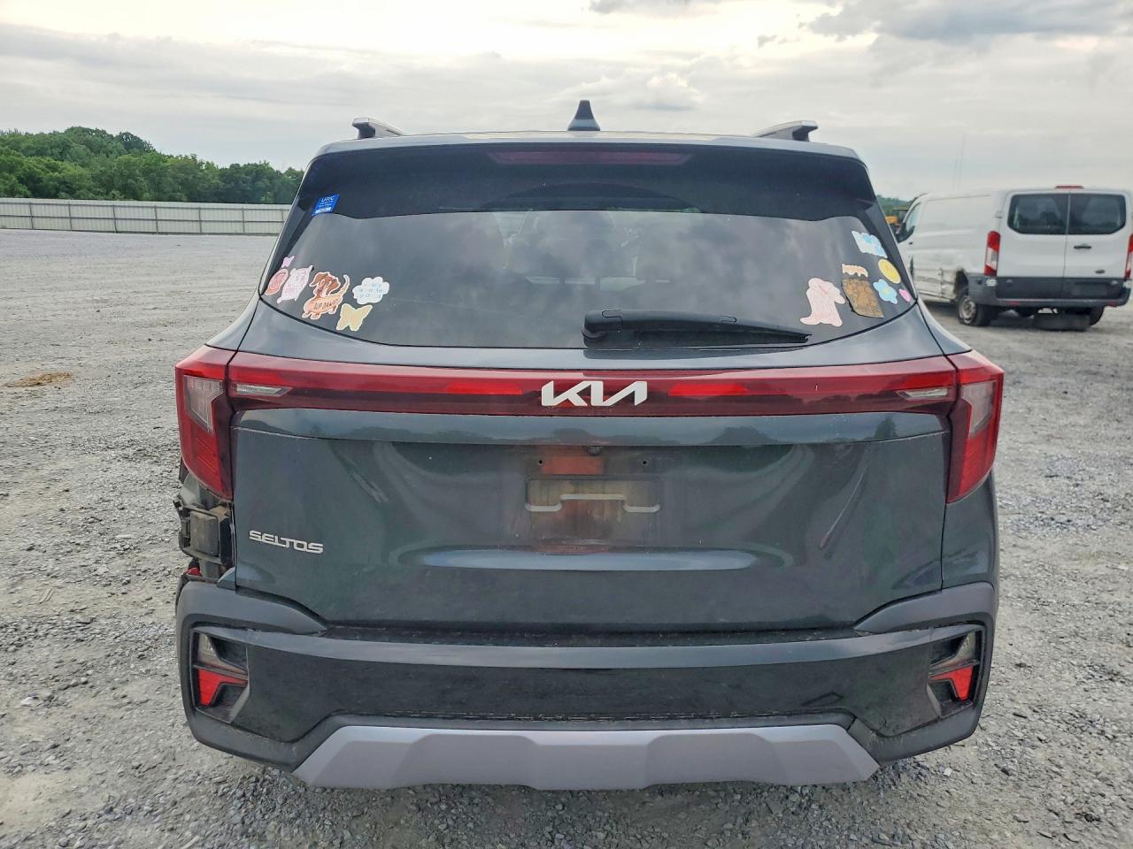 2024 KIA SELTOS S, X-Line