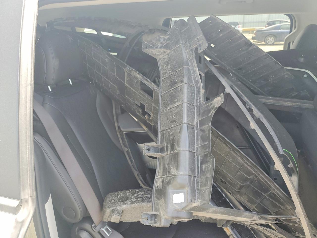 2023 KIA CARNIVAL LX, LX Seat Package