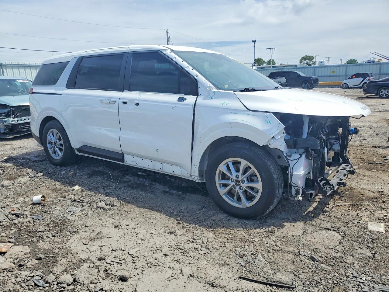 2023 KIA CARNIVAL LX, LX Seat Package