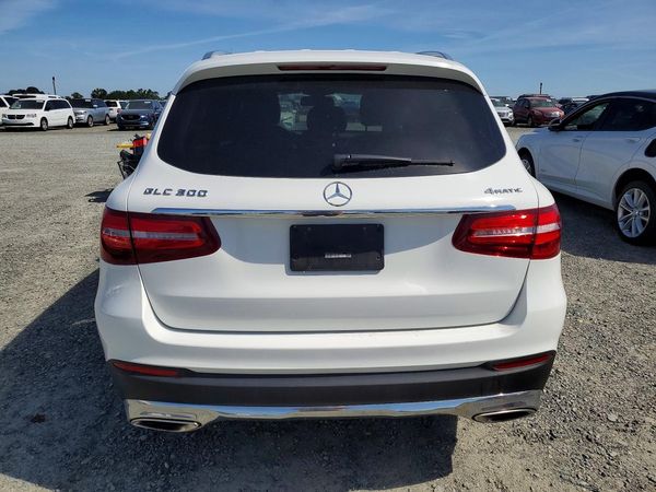 2018 MERCEDES-BENZ GLC GLC 300-4M