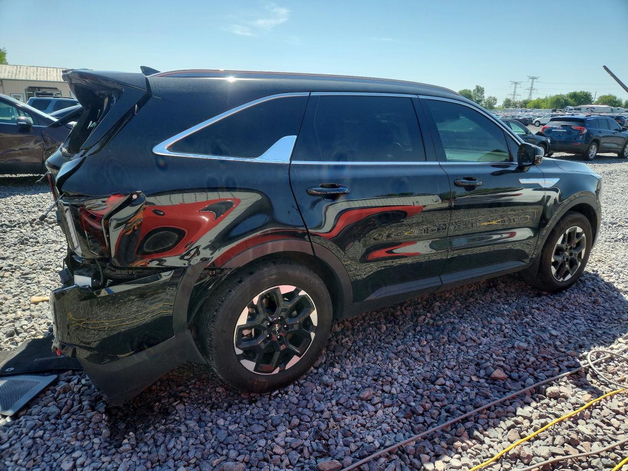2025 KIA SORENTO S