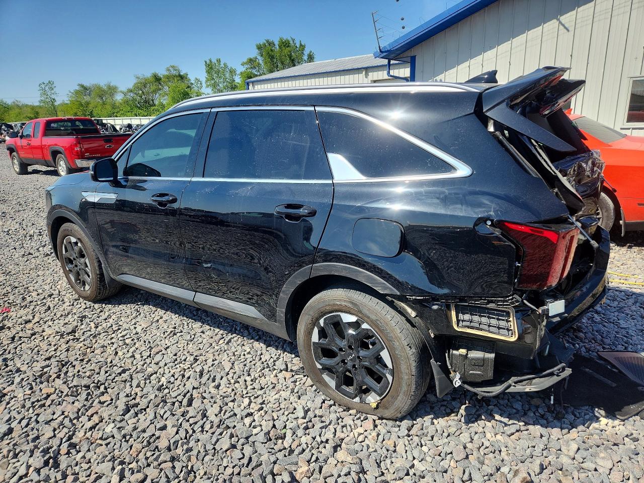 2025 KIA SORENTO S