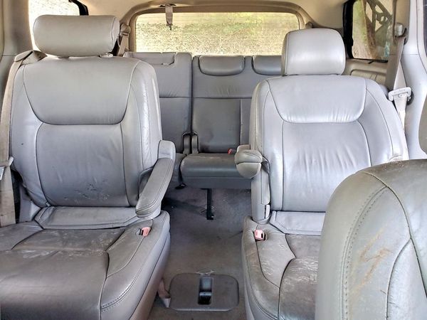 2013 TOYOTA SIENNA